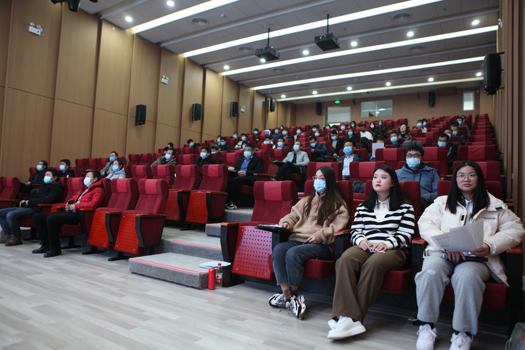 OD电竞微电召开2021年大学生述职会